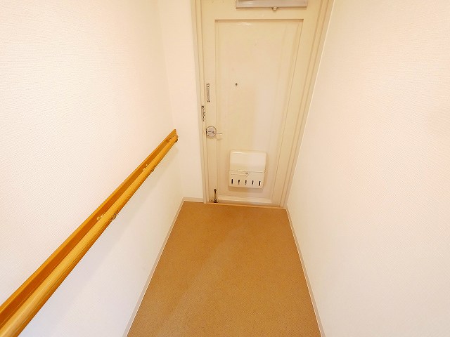 玄関　落ち着いた玄関です