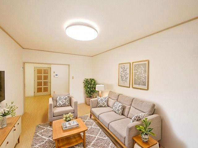 居室・リビング　CGで家具等を配置したもので家具等は含まれません