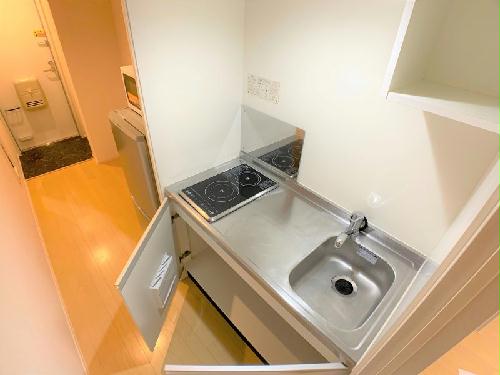 キッチン　設備・使用は号室により異なるため、現況を優先致します。