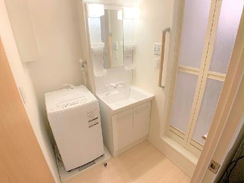洗面設備　設備・使用は号室により異なるため、現況を優先致します。