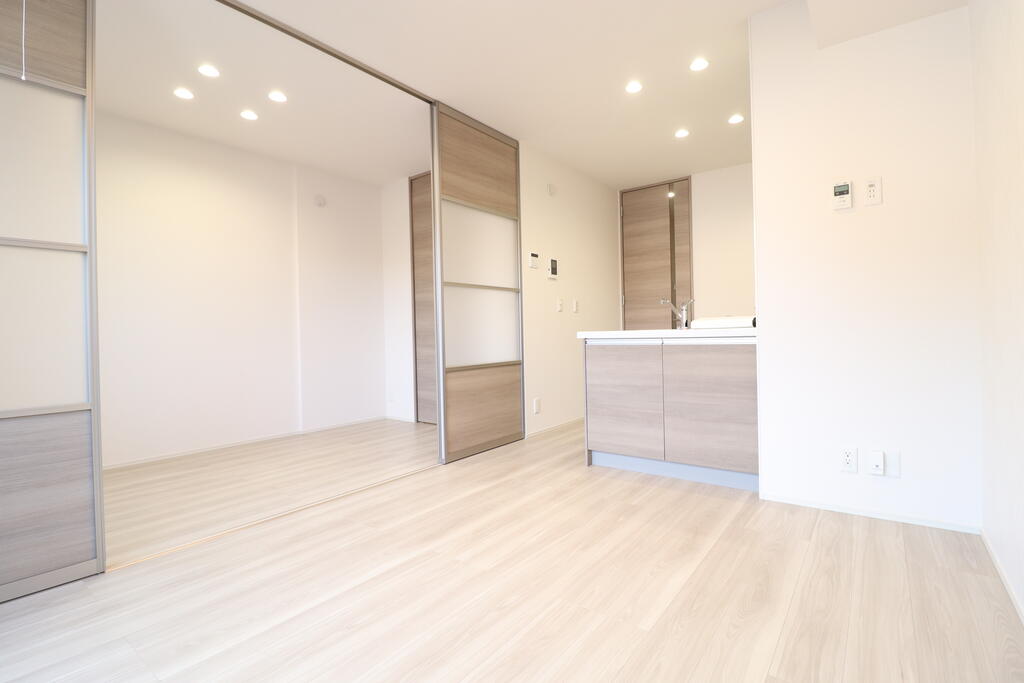 居室・リビング　明るくひろびろリビングダイニング