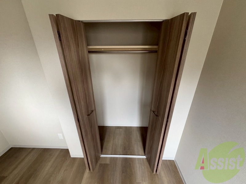 収納　洋室にはクローゼットがあるのですっきり片付きそうです。