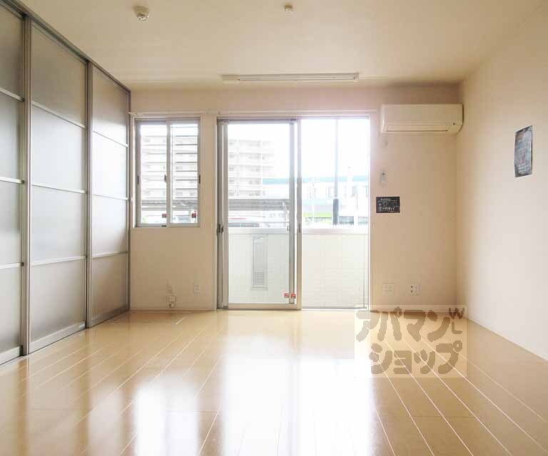 居室・リビング　綺麗な室内です