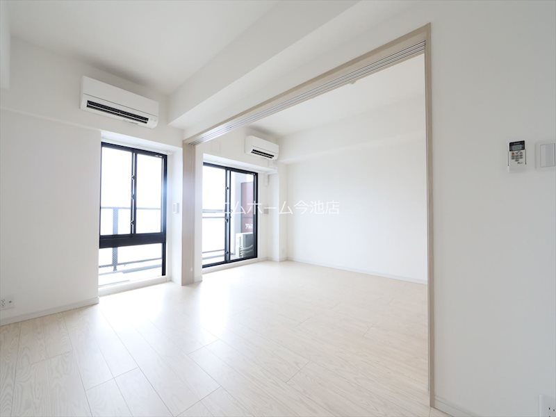 その他　洋室6.0帖　エアコン付　換気良好　収納充実しています