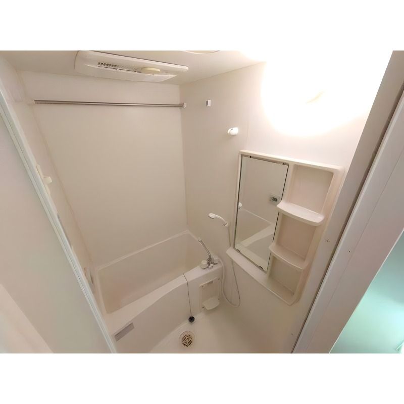 プレサンス大手前パークサイドIIの風呂写真