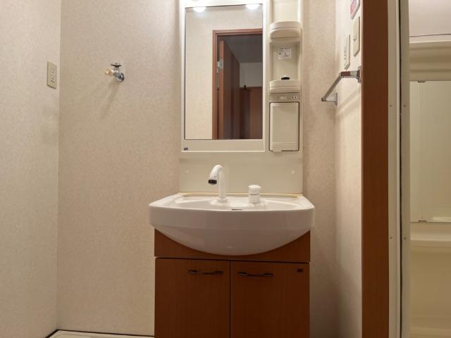 洗面設備　洗髪洗面化粧台