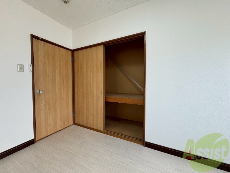 収納　こちらは収納です。物をしまう事ができますね！