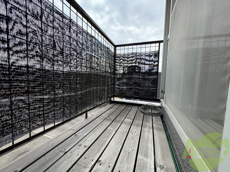 バルコニー　バルコニーが付いていますので一息ついてみてはいかがですか。