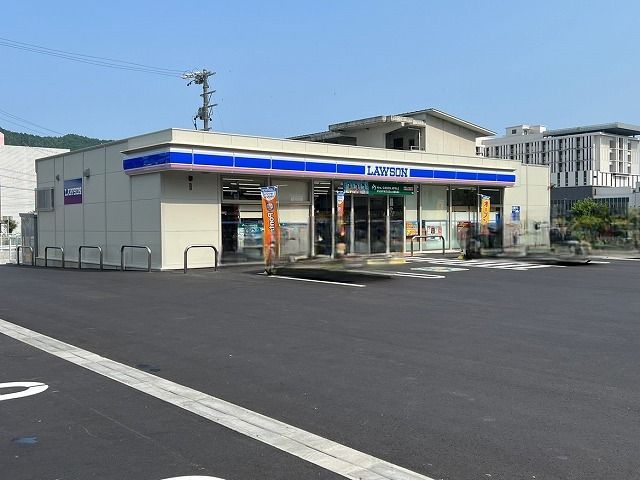 コンビニ　ローソン島田野田店（コンビニ）まで400m