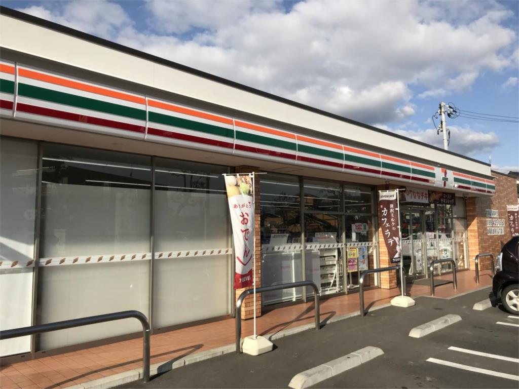 コンビニ　セブンイレブン 倉敷川入店（コンビニ）まで475m