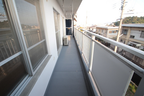 バルコニー　※別部屋の写真です