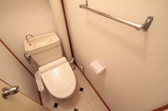 トイレ　※別部屋の写真です