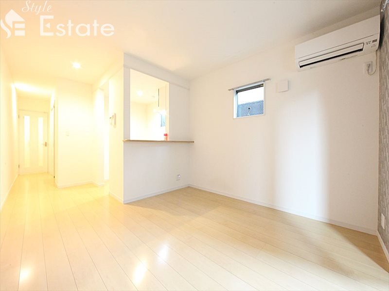 居室・リビング　内装