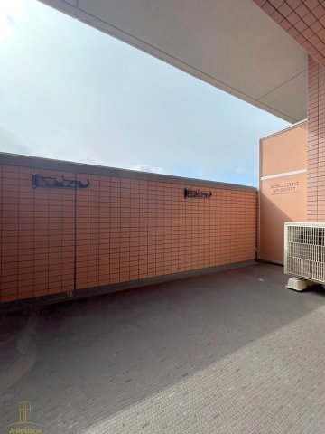 バルコニー　グランカーサ難波元町