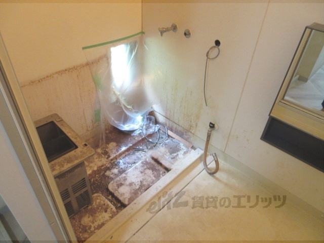 バス・シャワールーム　バス