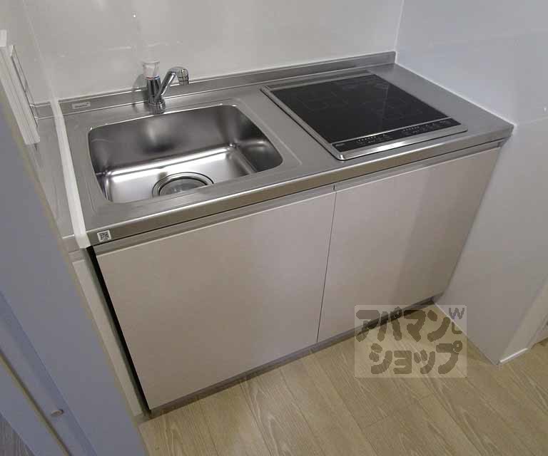 キッチン　１０３号室の写真です。