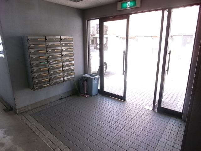 エントランス　ロビー