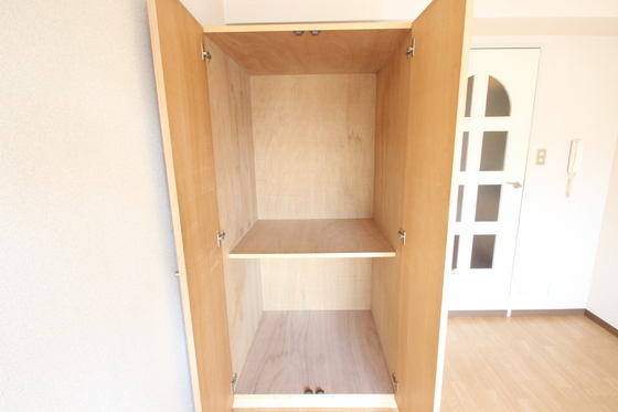 収納　※別室の写真です