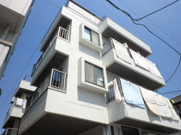 建物外観　日当りの良い建物