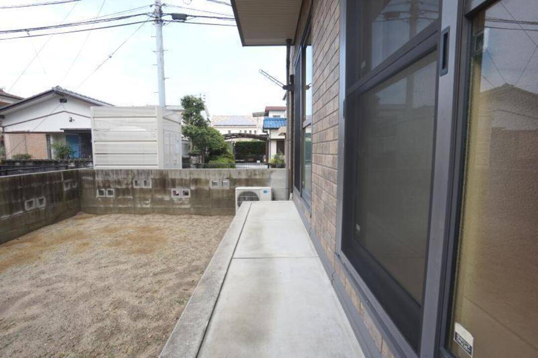 バルコニー　バルコニー