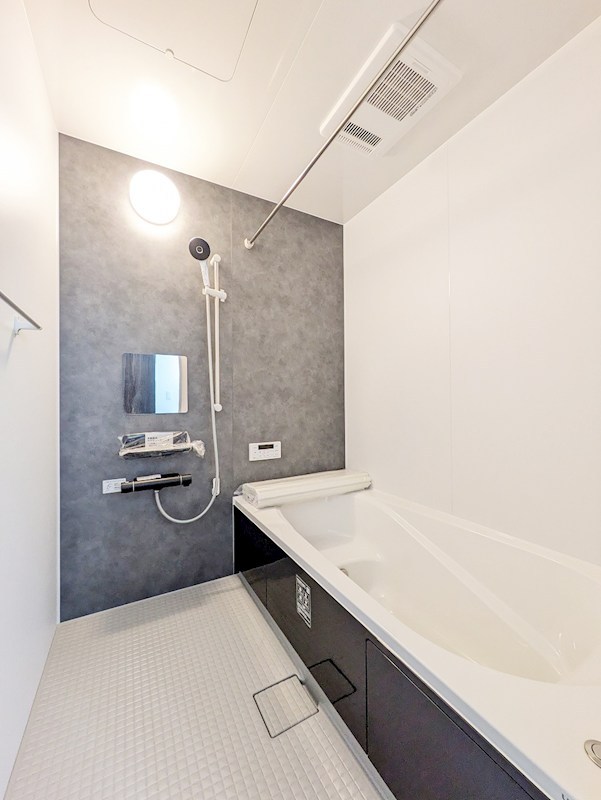 バス・シャワールーム　追い焚き・浴室乾燥機付き