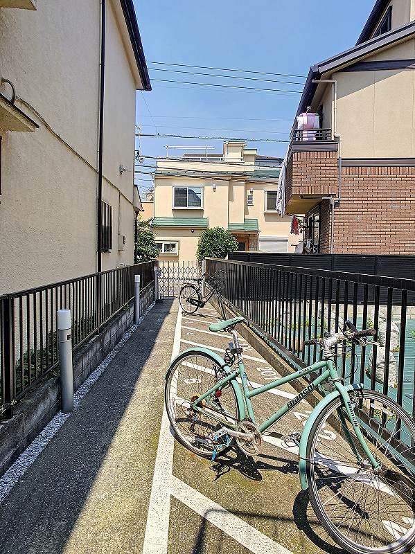 その他共有部分　専用駐輪区画あり（自転車・バイクどちらでもOK）