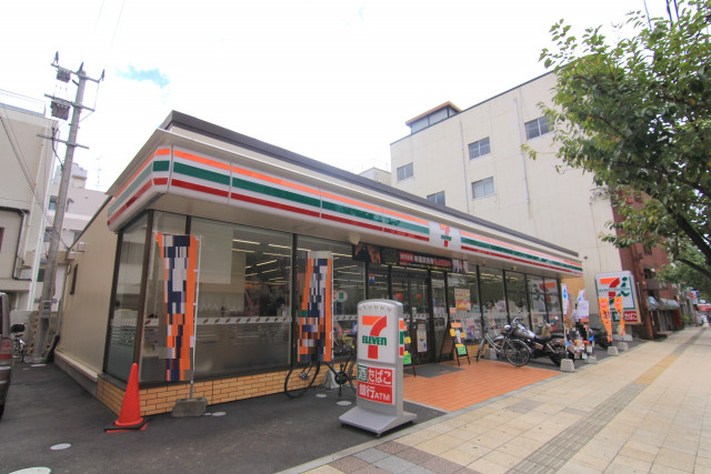 コンビニ　セブン－イレブン　松山千舟町２丁目店（コンビニ）まで140m
