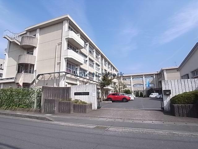 中学校　岐阜市立岐阜西中学校（中学校）まで1133m