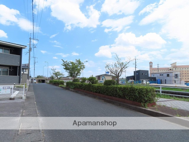 その他　前面道路（その他）まで0m