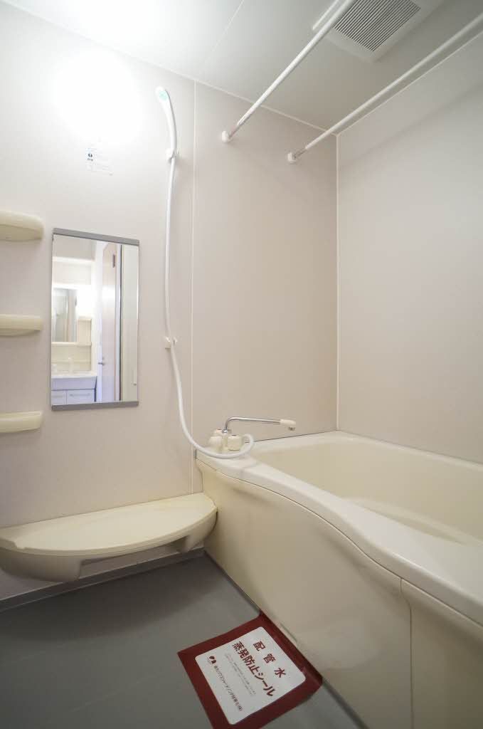 バス・シャワールーム　浴室