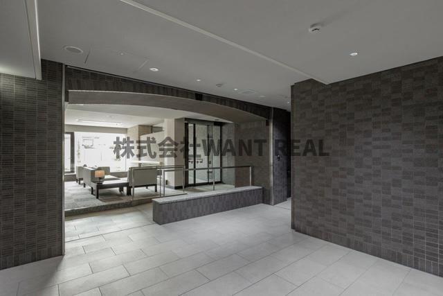 ロビー　落ち着いたロビーです