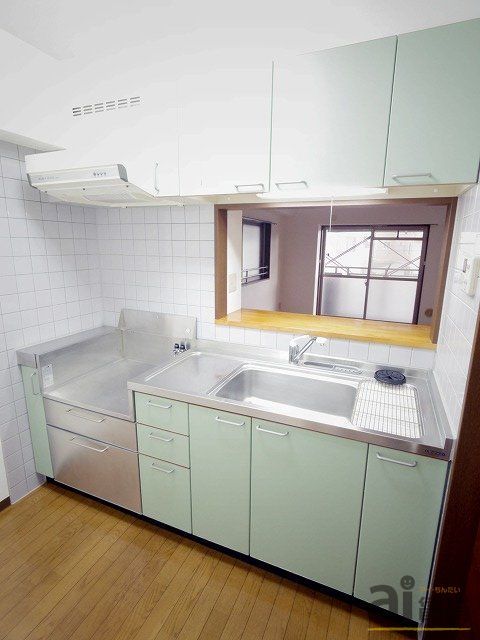 キッチン　※別号室写真です