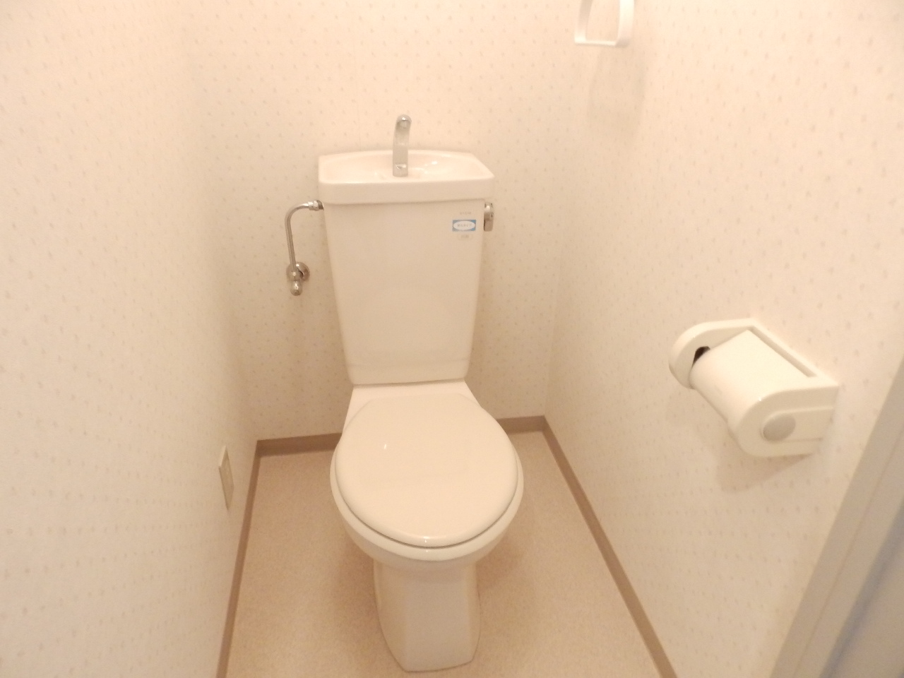 トイレ　清潔感いっぱい