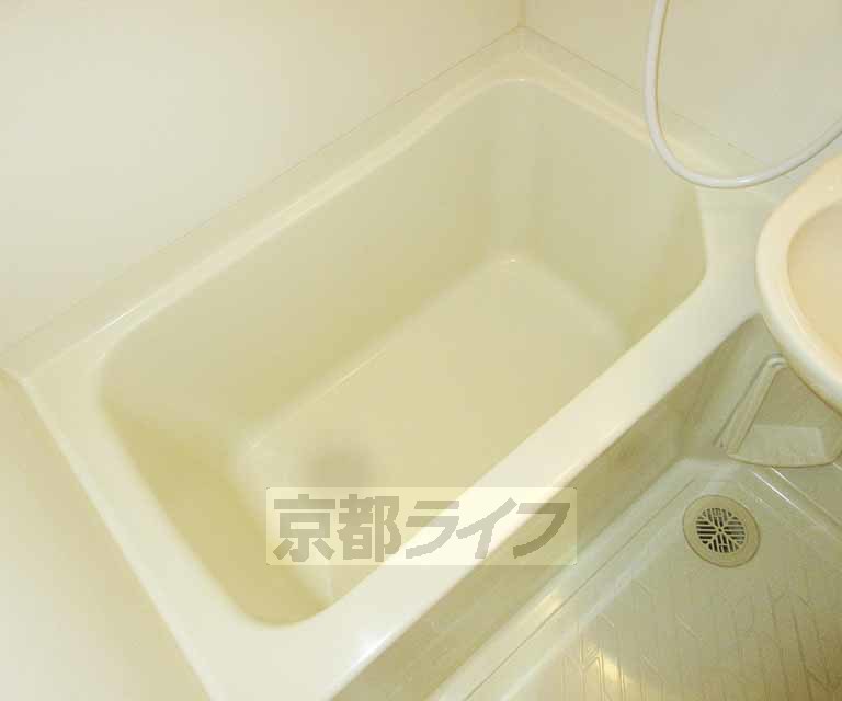 バス・シャワールーム　快適にお使い頂けます