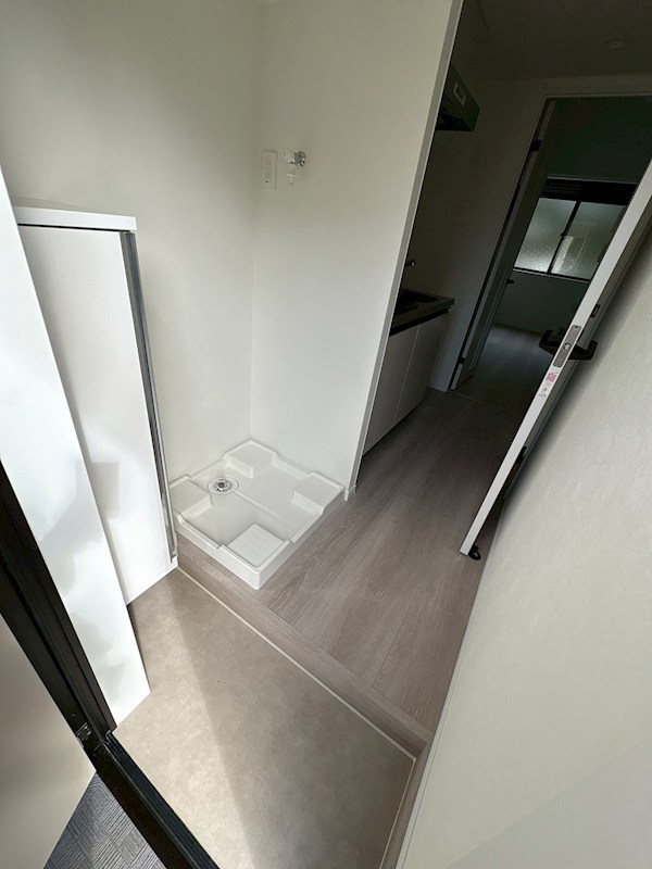 玄関　同施工会社様別物件の写真になります。