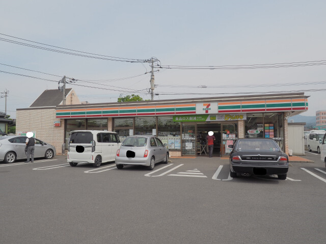 コンビニ　セブンイレブン伊万里八谷搦店（コンビニ）まで575m