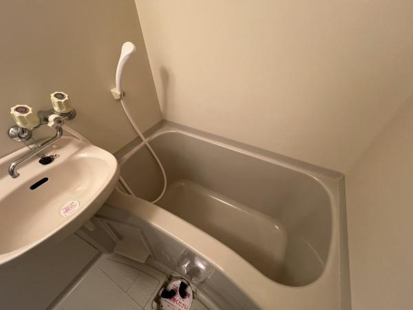 バス・シャワールーム　綺麗です♪