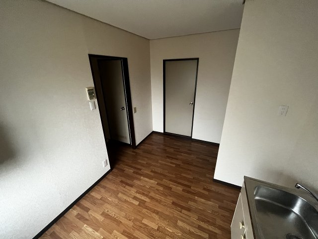 居室・リビング　オール洋室の2DK！