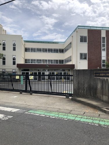 小学校　さいたま市立慈恩寺小学校（小学校）まで491m