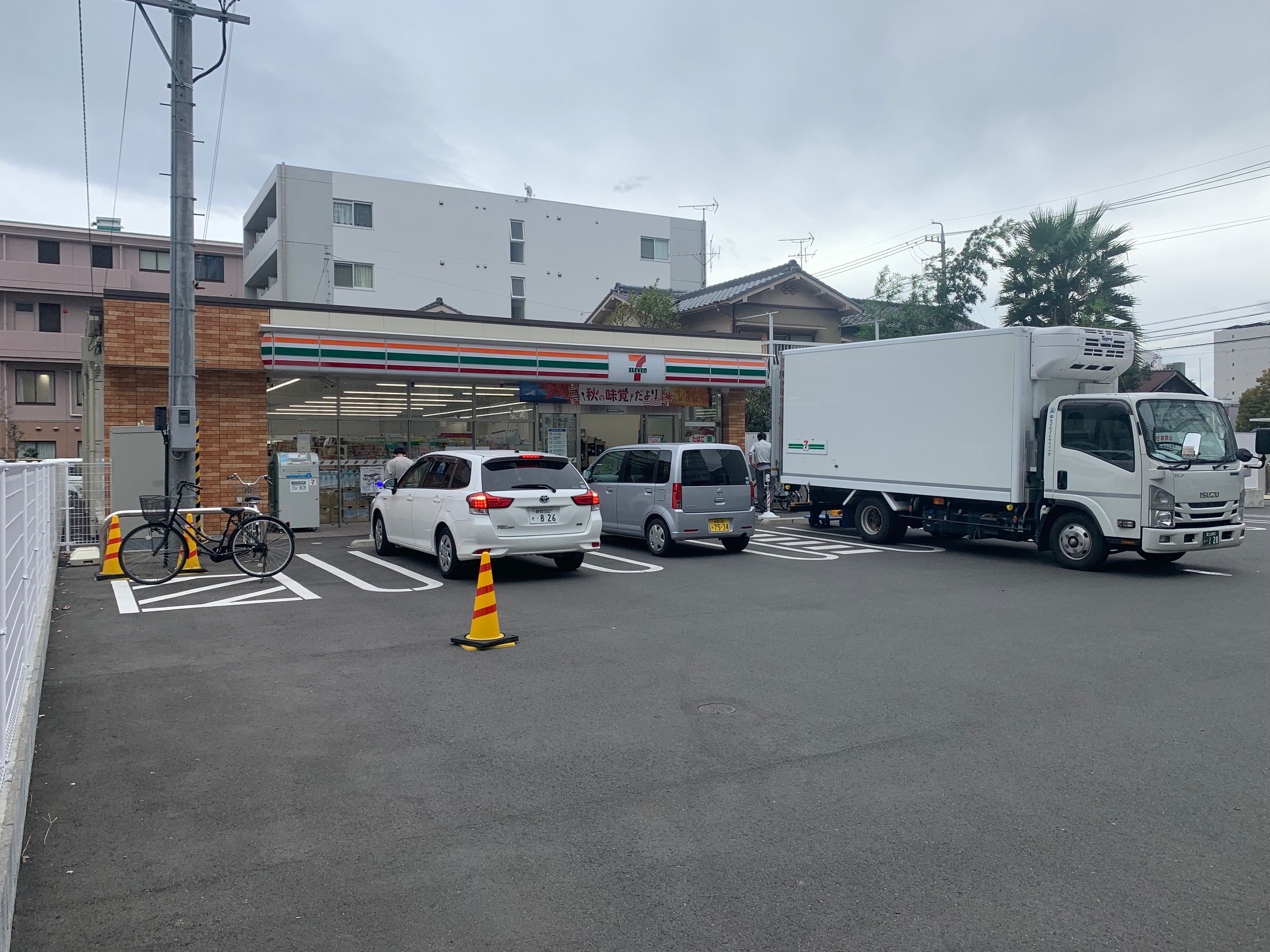 コンビニ　セブンイレブン静岡森下町店（コンビニ）まで450m