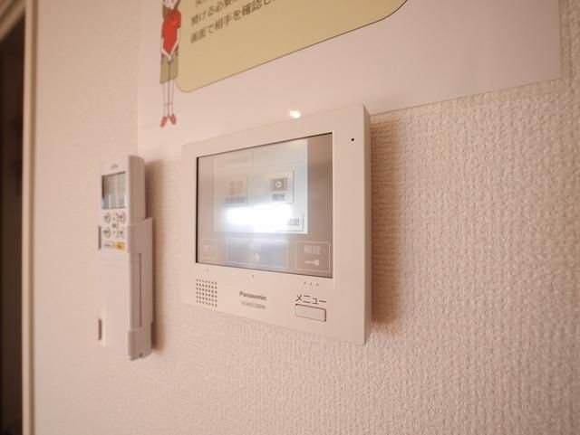 セキュリティ　★安心のモニタ付きドアホン★
