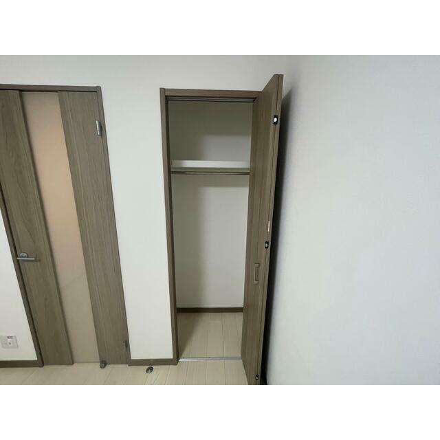 収納　写真は別の部屋となります。