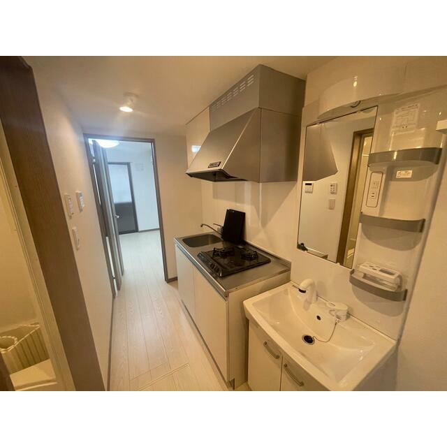 キッチン　写真は別の部屋となります。