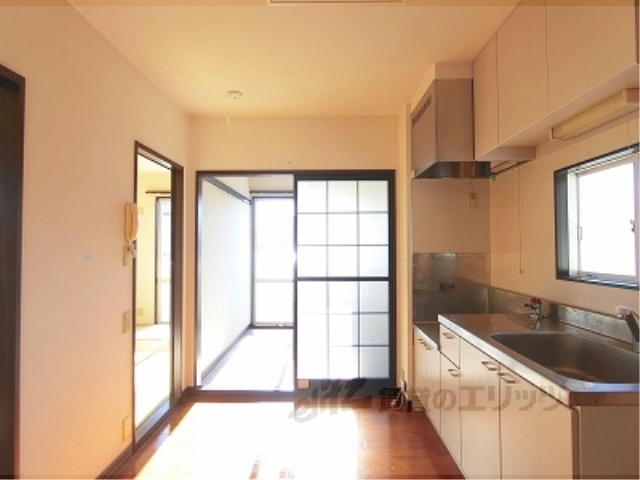 居室・リビング　リビング