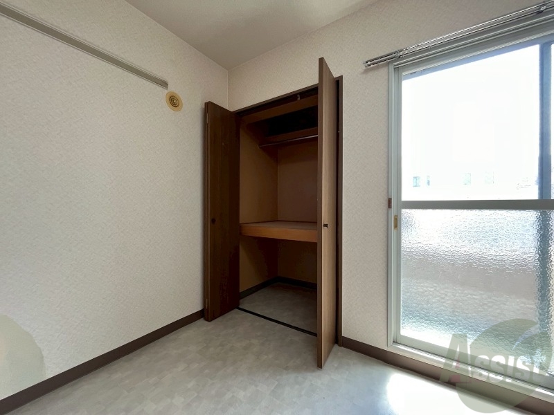 収納　こちらは収納です。物をしまう事ができますね！