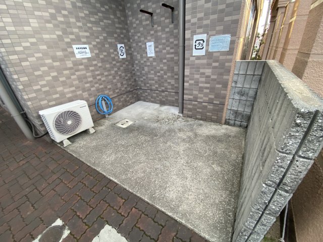 その他　ゴミ捨て場（その他）まで10m