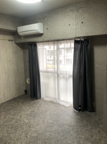 居室・リビング　別号室の写真です