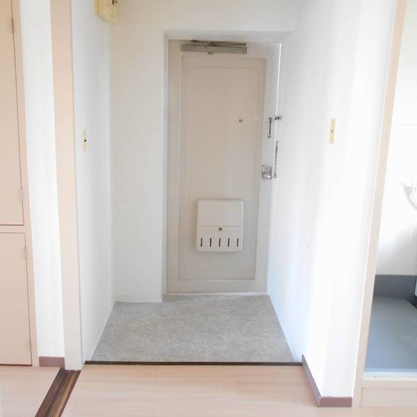 玄関　ビレッジハウスの同一物件・同一タイプの間取りの写真です