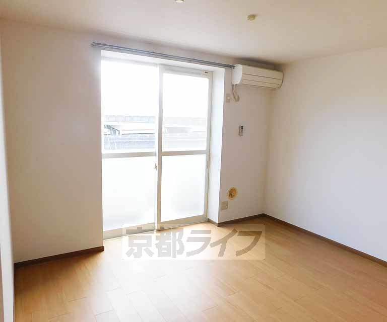 居室・リビング　明るいお部屋・