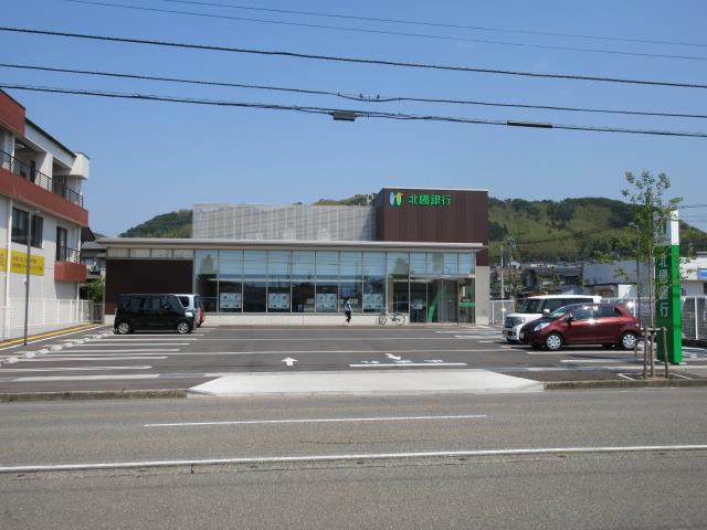 銀行　（株）北國銀行 高尾支店（銀行）まで603m